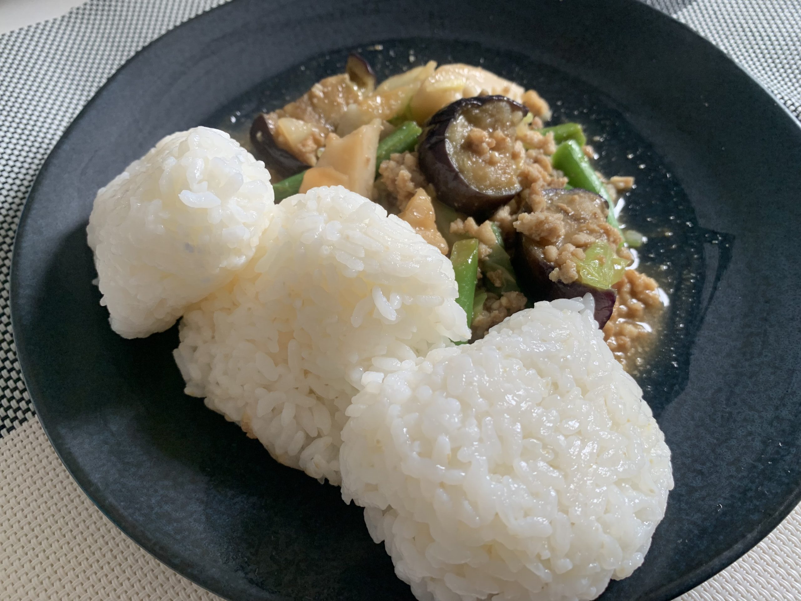 甘辛そぼろ炒めご飯付き