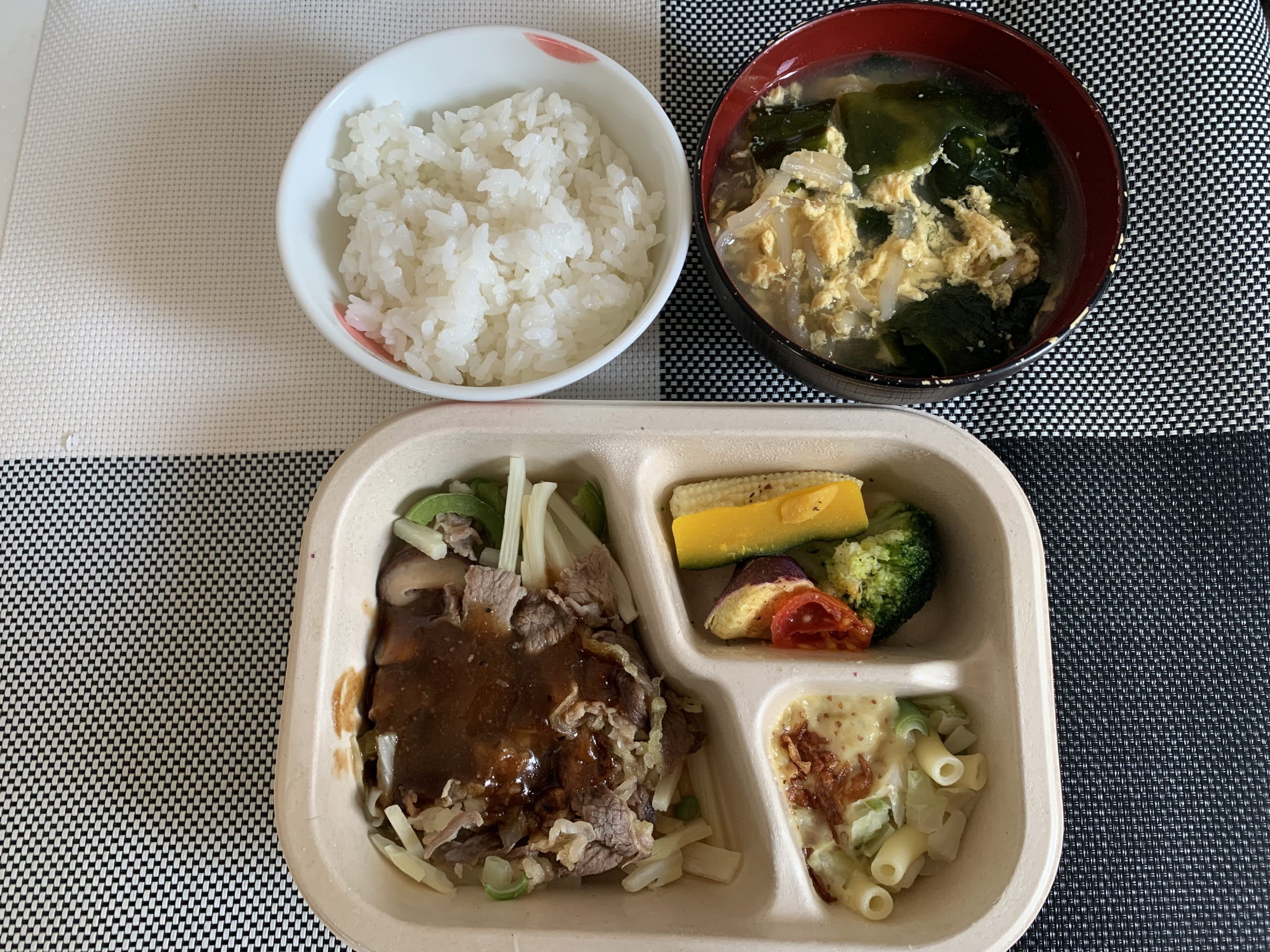デリ弁当ご飯付き